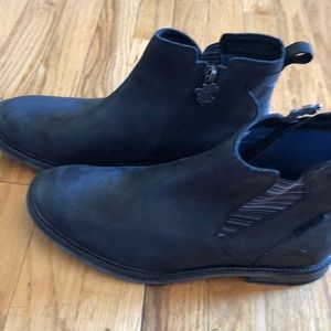 Mark Nanson Skechers “Rangpuk”